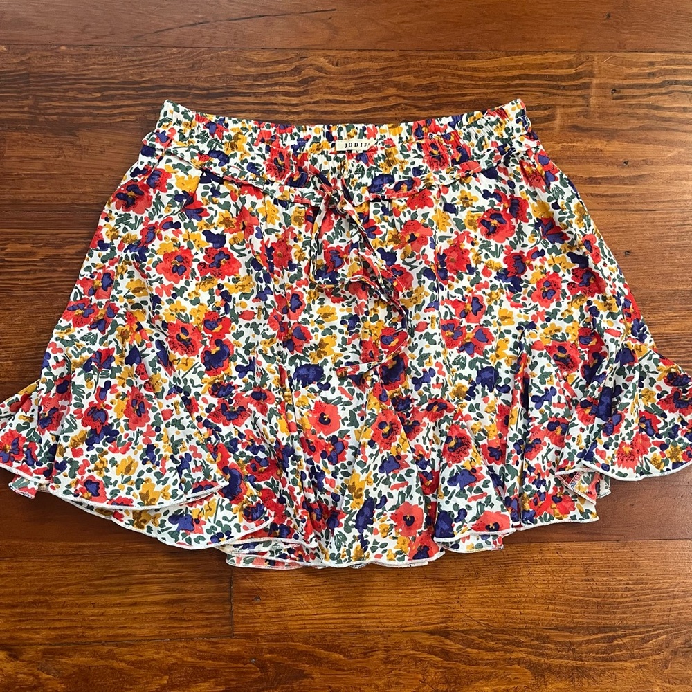 Jodifl Floral Skort Size Medium